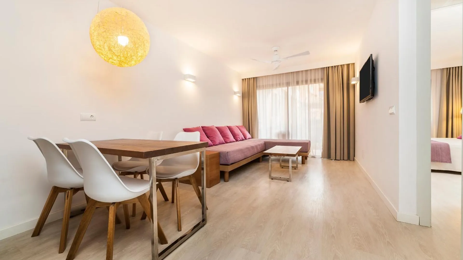 Aparthotel Insotel Club Tarida Playa Sant Josep de sa Talaia